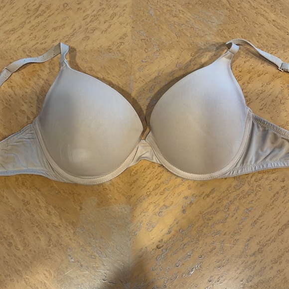 Pink Victoria Secret Wear Everywhere Push-up - Picture 2 of 4